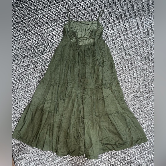 Fashion Nova | Green Maxi Dress - Picture 8 of 10